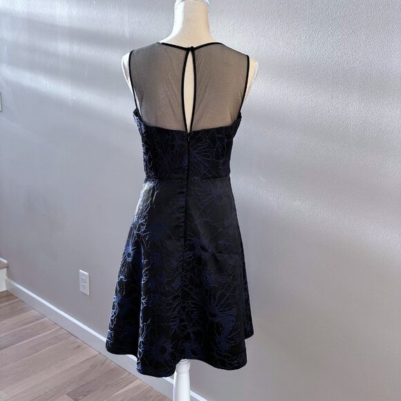 Black and Blue Floral and Mesh Cocktail Dress - Jessica Simpson - Size 10 - Picture 4 of 8